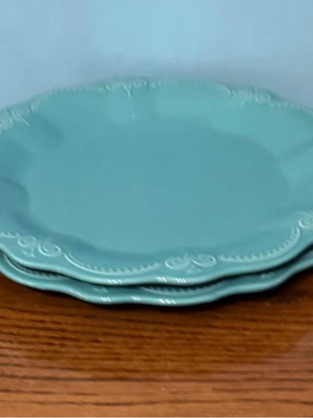 The Pioneer Woman Paige Teal Dinner
Plates - Set of 2